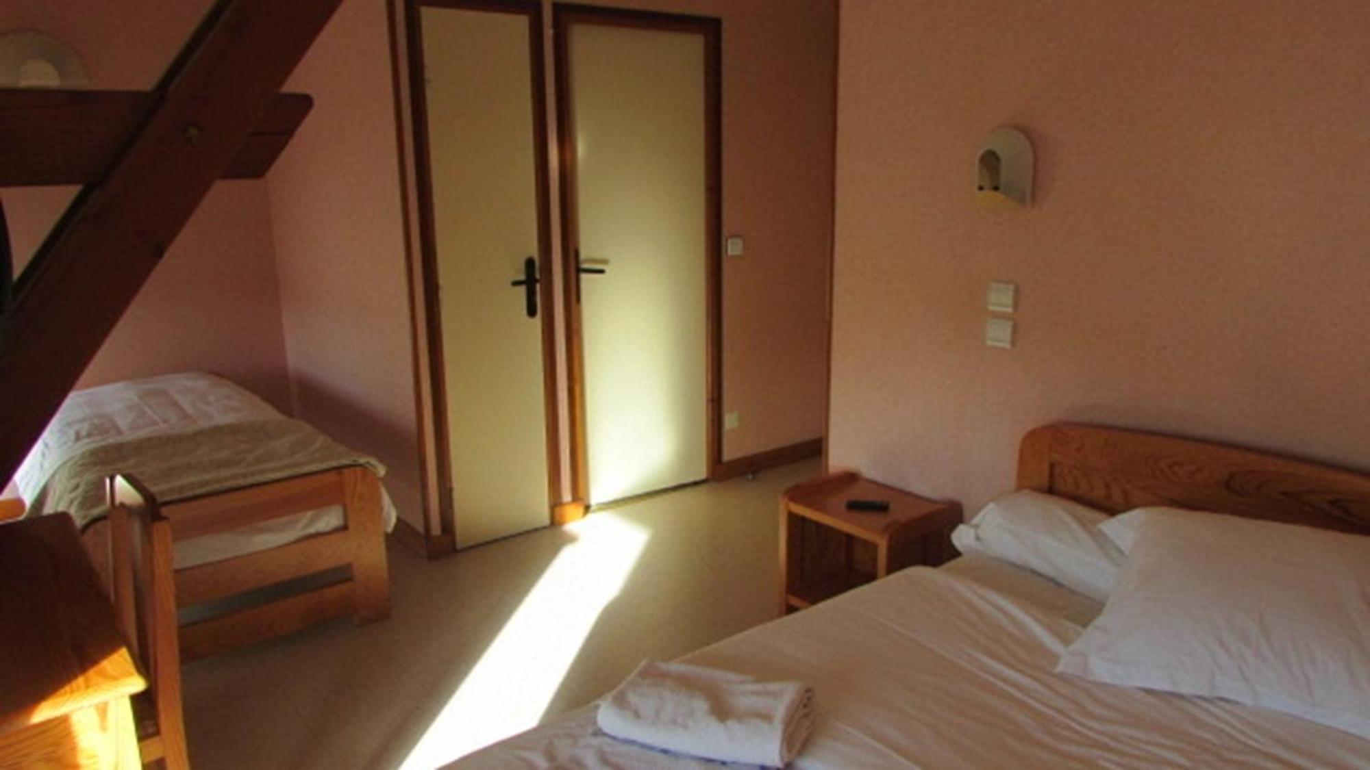 Rod & Seve Hotel Propieres Kamer foto